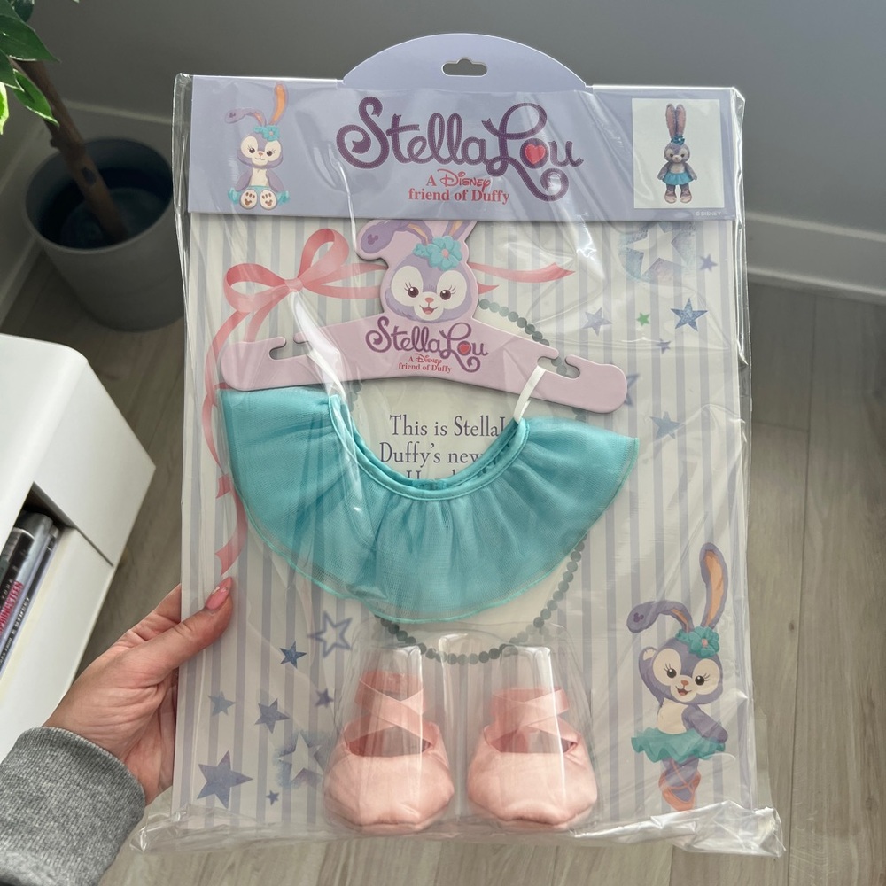 Shanghai Disneyland Stella Lou Outfit NWT